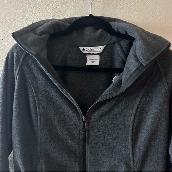 Columbia Dark Gray Zip Up Jacket Size Medium - Picture 2 of 6